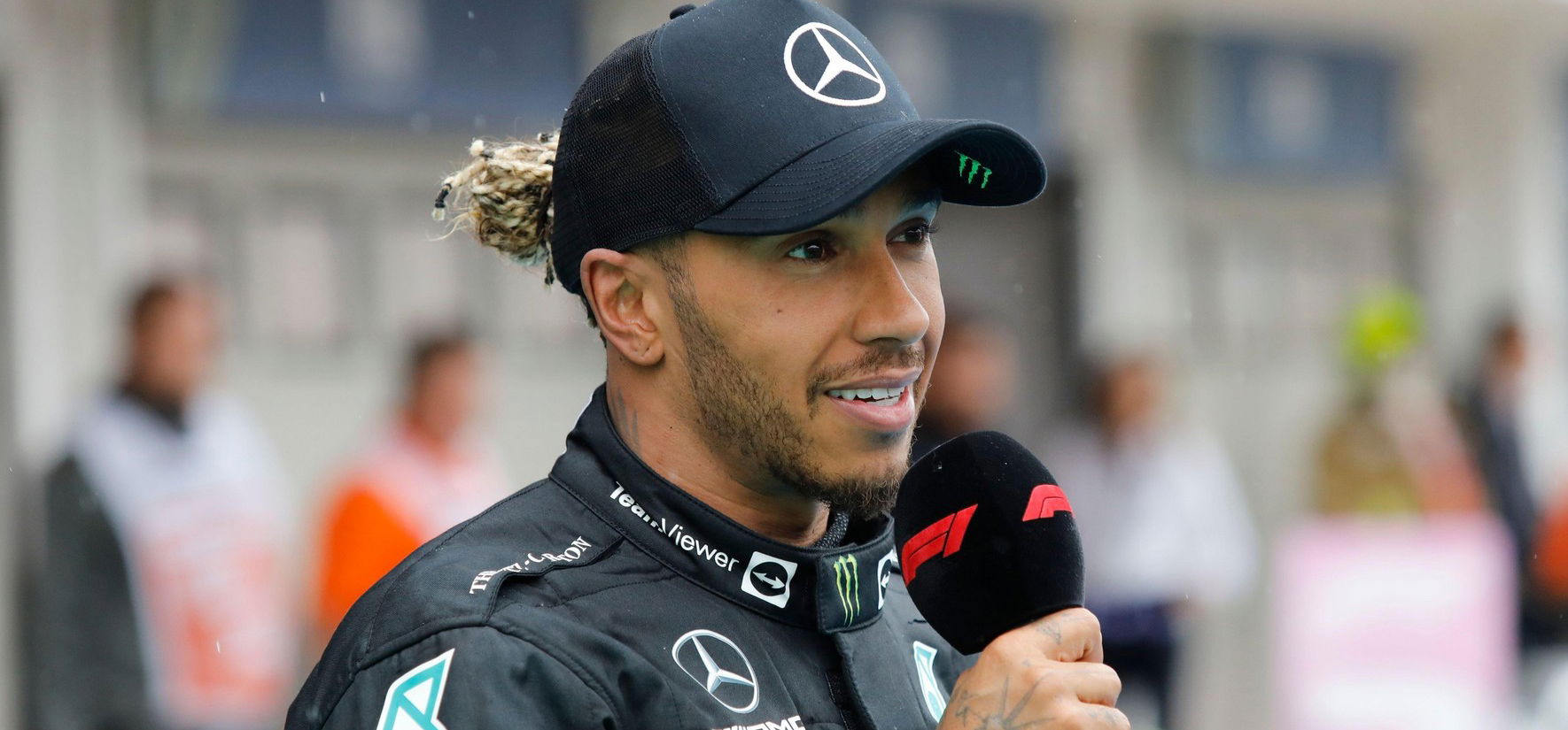 Lewis Hamilton rettentően kiakadt – üzent azoknak, akik csak kritizálni tudják