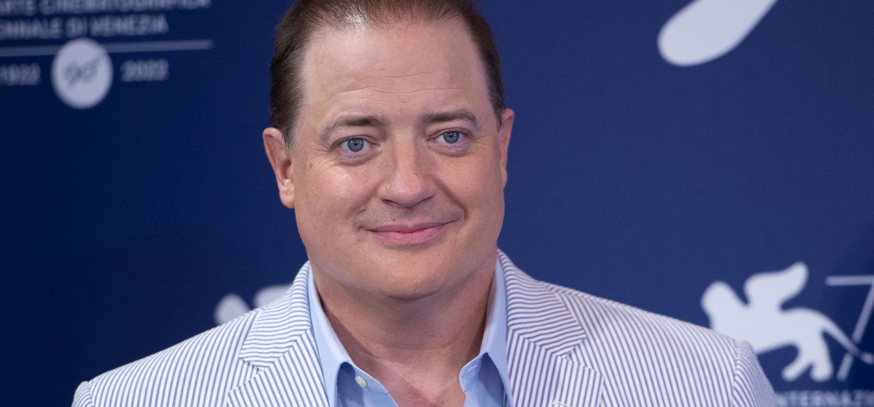 Brendan Fraser elsírta magát, mikor 6 percig állva tapsolták az új filmjét - Még Dwayne Johnson is gratulált