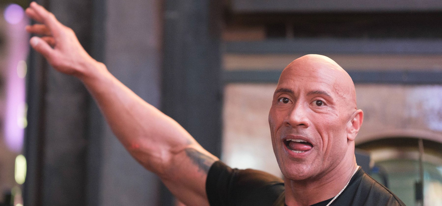 Dwayne Johnson megműttette a melleit