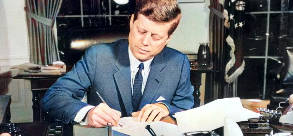 Ezek voltak John F. Kennedy gyilkosának hátborzongató szavai a merénylet után