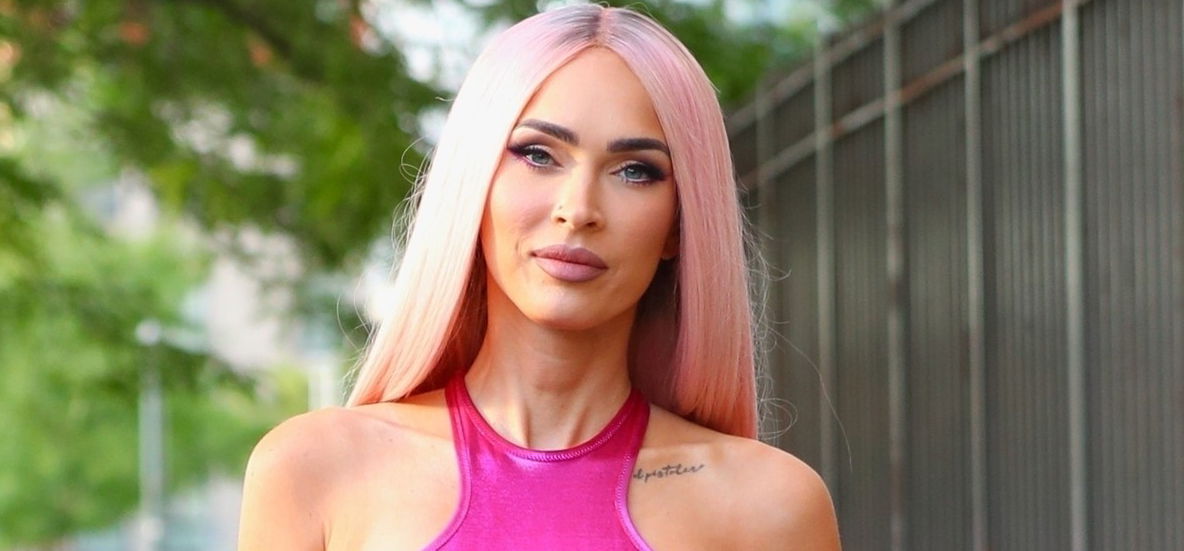 Megan Fox bikinivonala gondozatlan maradt? Egy jó kép most eldönti a vitát