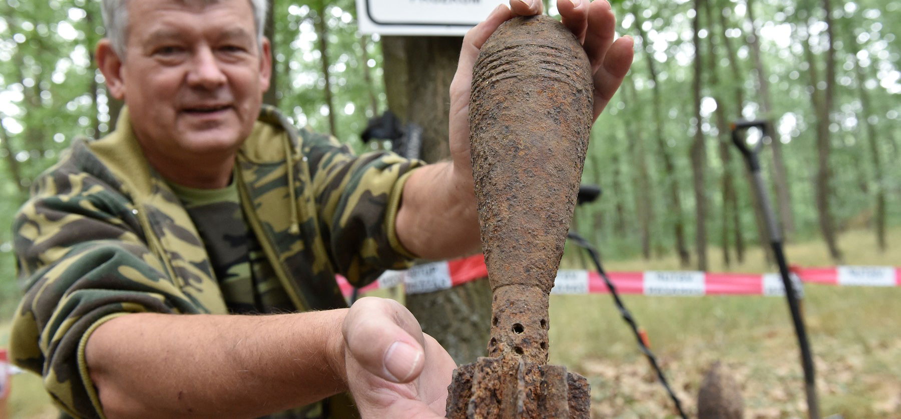 Egy első világháborús robbanófejjel a végbelében került kórházba egy 88 éves férfi