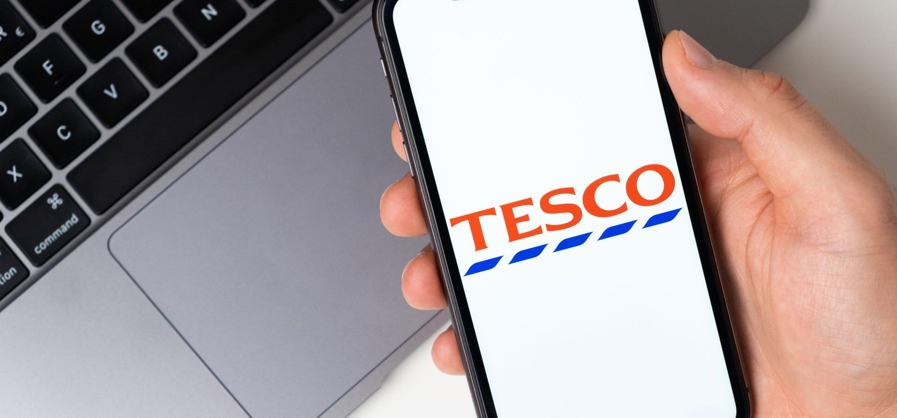 Totálisan összeomlott a Tesco online bevásárlása karácsony előtt, és nem csak a házhozszállítással volt gond