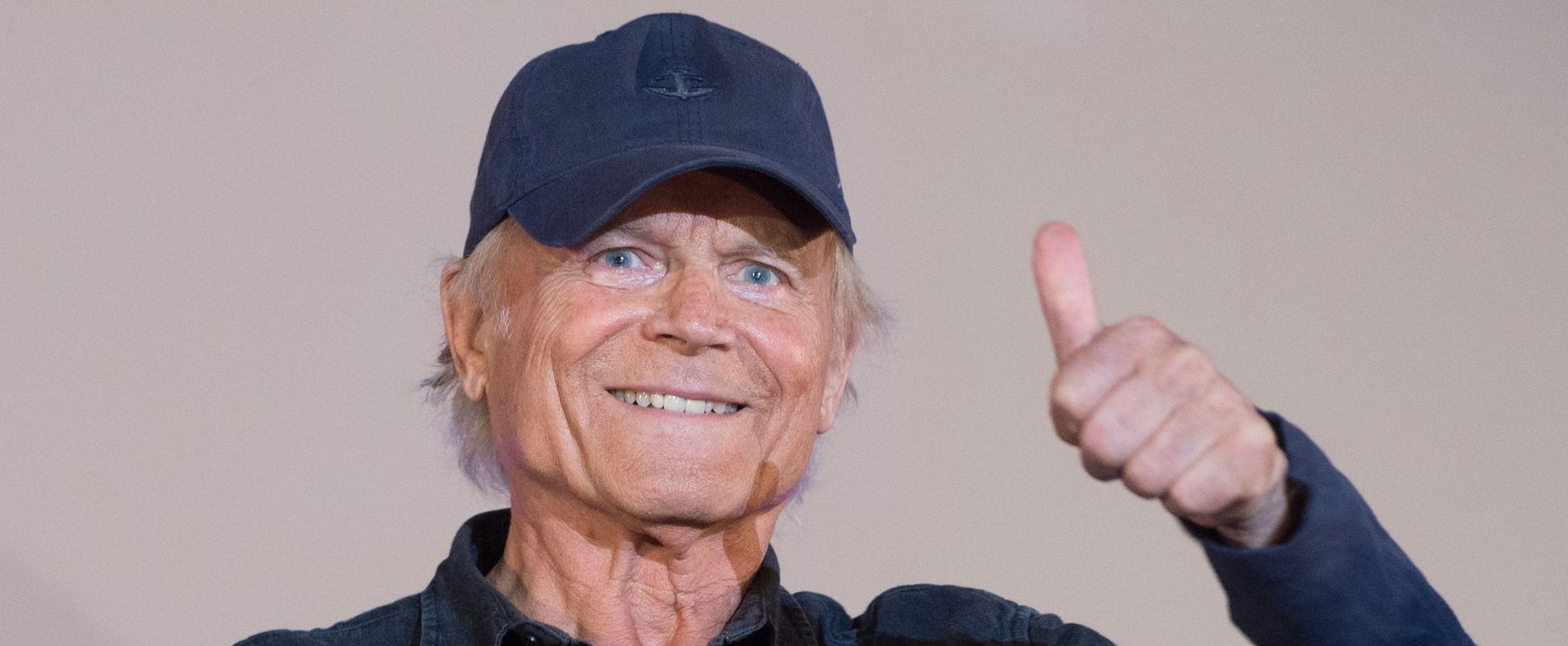 Így néz ki Terence Hill magyar hangja, aki visszautasította a pofonosztó egyik körberajongott filmjét