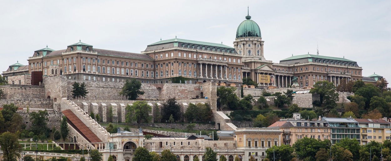 Káprázatos kincseket találtak Budapesten egy helyreállítás során, szenzációs a felfedezés