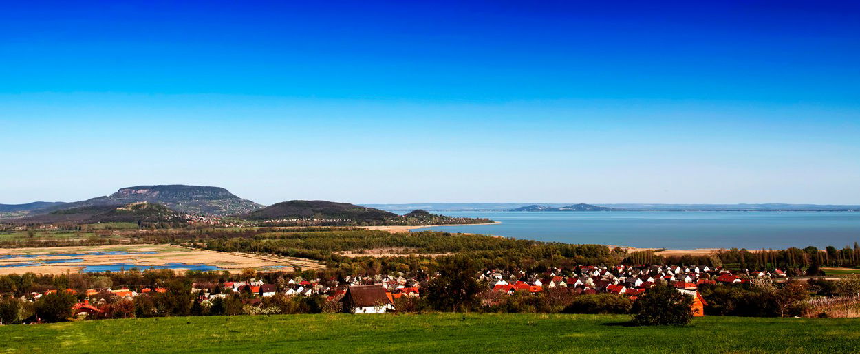 Tízezrével lepik el a Balatont a nyáron, de ez nagyon váratlanul fog érni - annyiszor hallotad már a bikini szót, de ezt sosem gondoltad volna