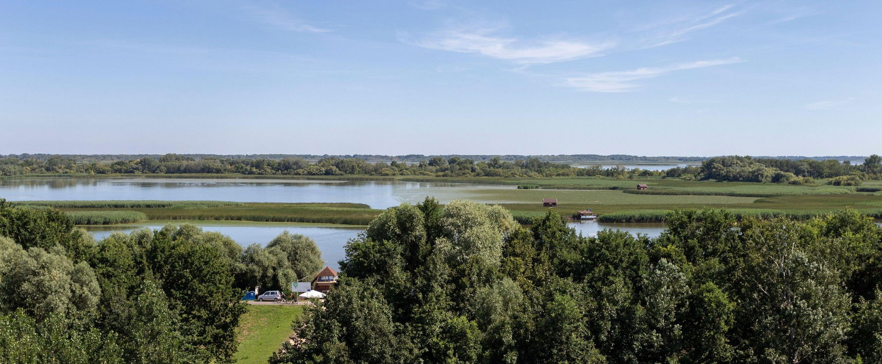 A Balaton nyomába sem ér ennek az álomszerű helynek, töredékáron nyaralhatsz ennél a meseszép tónál