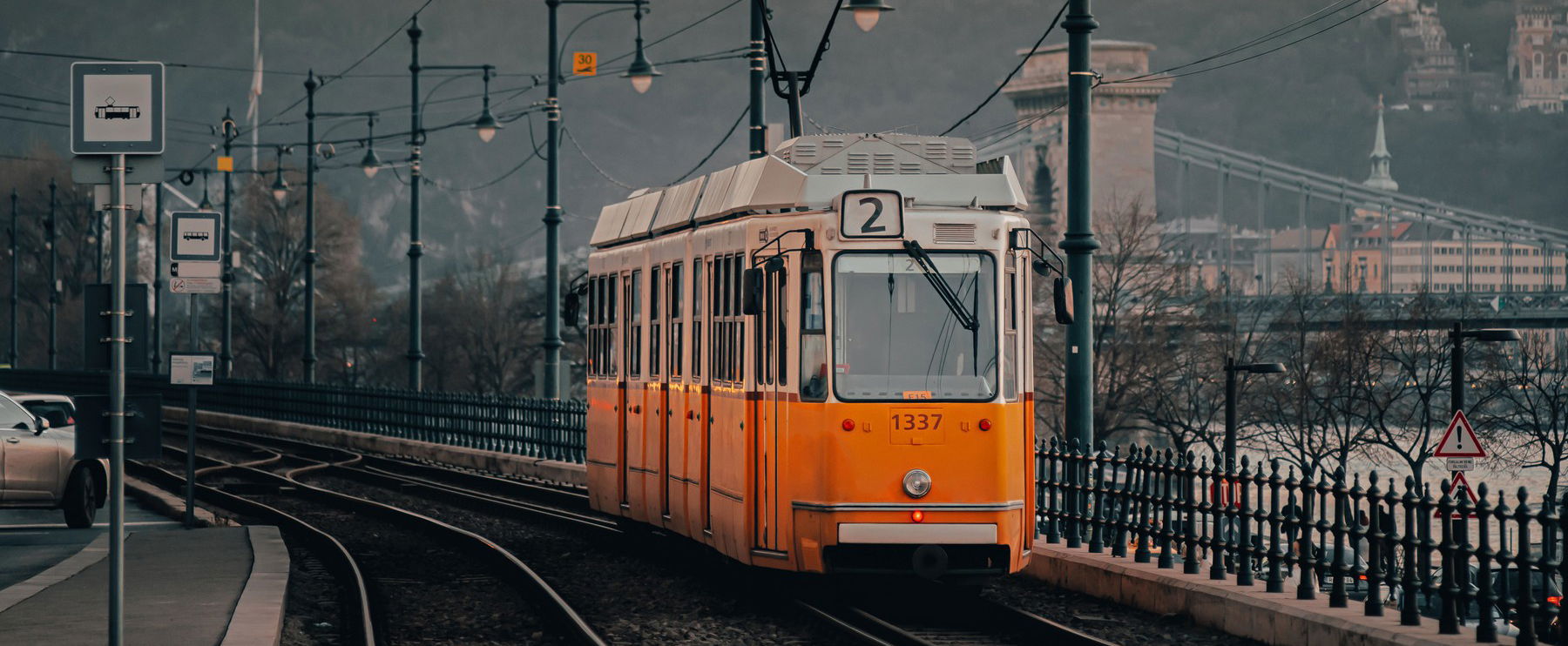 A 2-es villamos vezetőjén röhög a fél internet, szenzációs dolgot tett a férfi