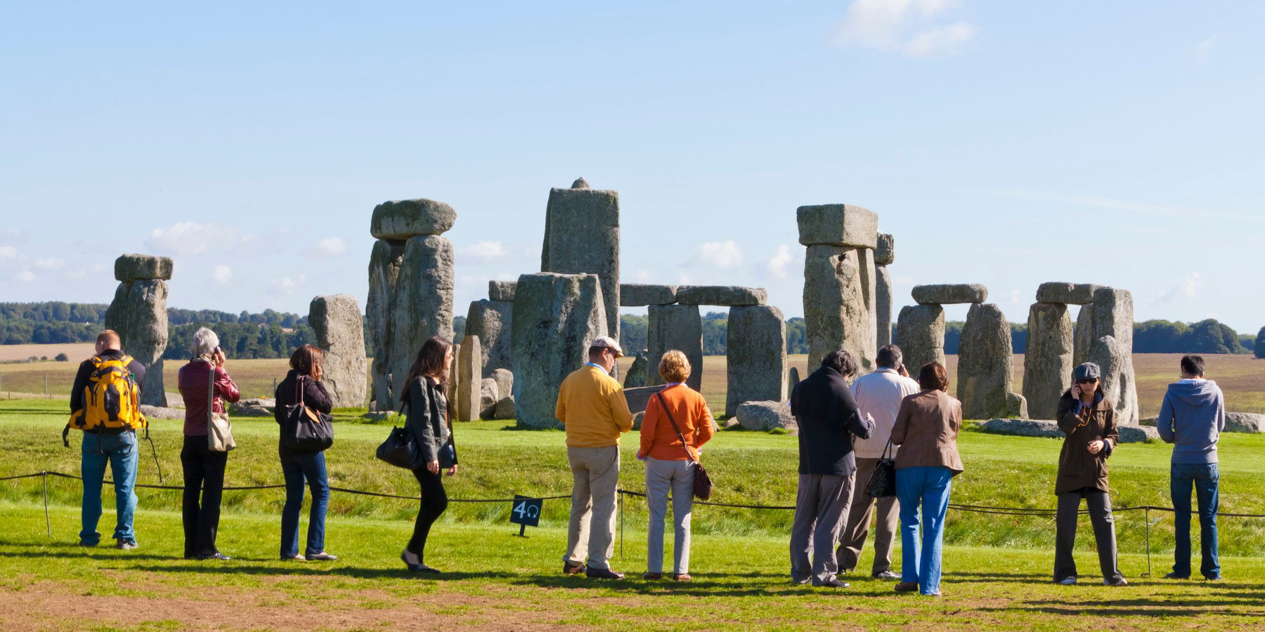 Misztikus maradványokra bukkantak a Stonehenge körül, ismeretlen városrészt fedeztek fel egy lakóház építése közben