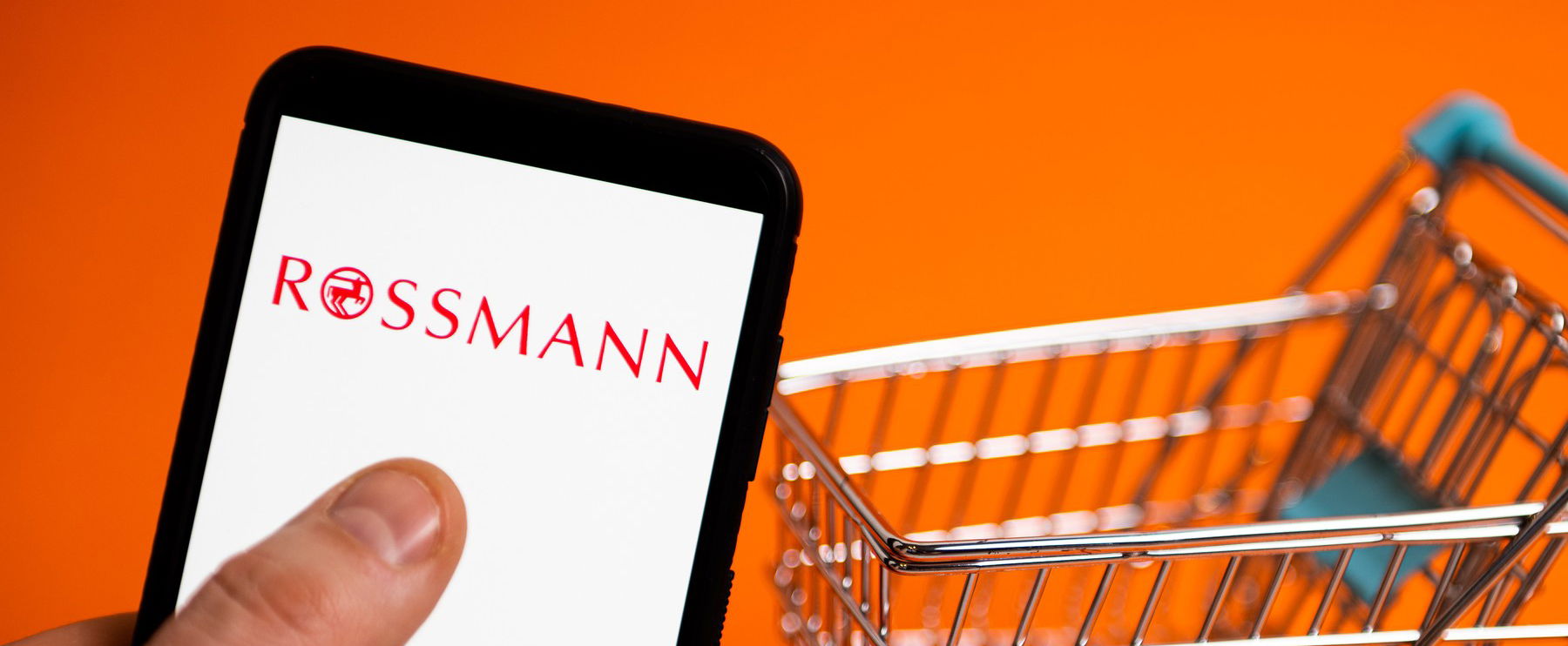 Botrányba fulladt a Rossmann Black Friday-napja, a vásárlók átverve érzik magukat