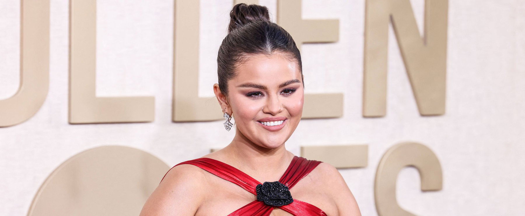 Selena Gomez magyarul egy egész mondatot tökéletesen mondott el, lefagytak a rajongók a páratlan kiejtésétől