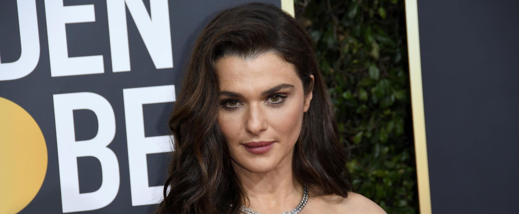 Amerikai reklámban magyarul kezdett beszélni Rachel Weisz, A múmia filmek álomszép sztárja