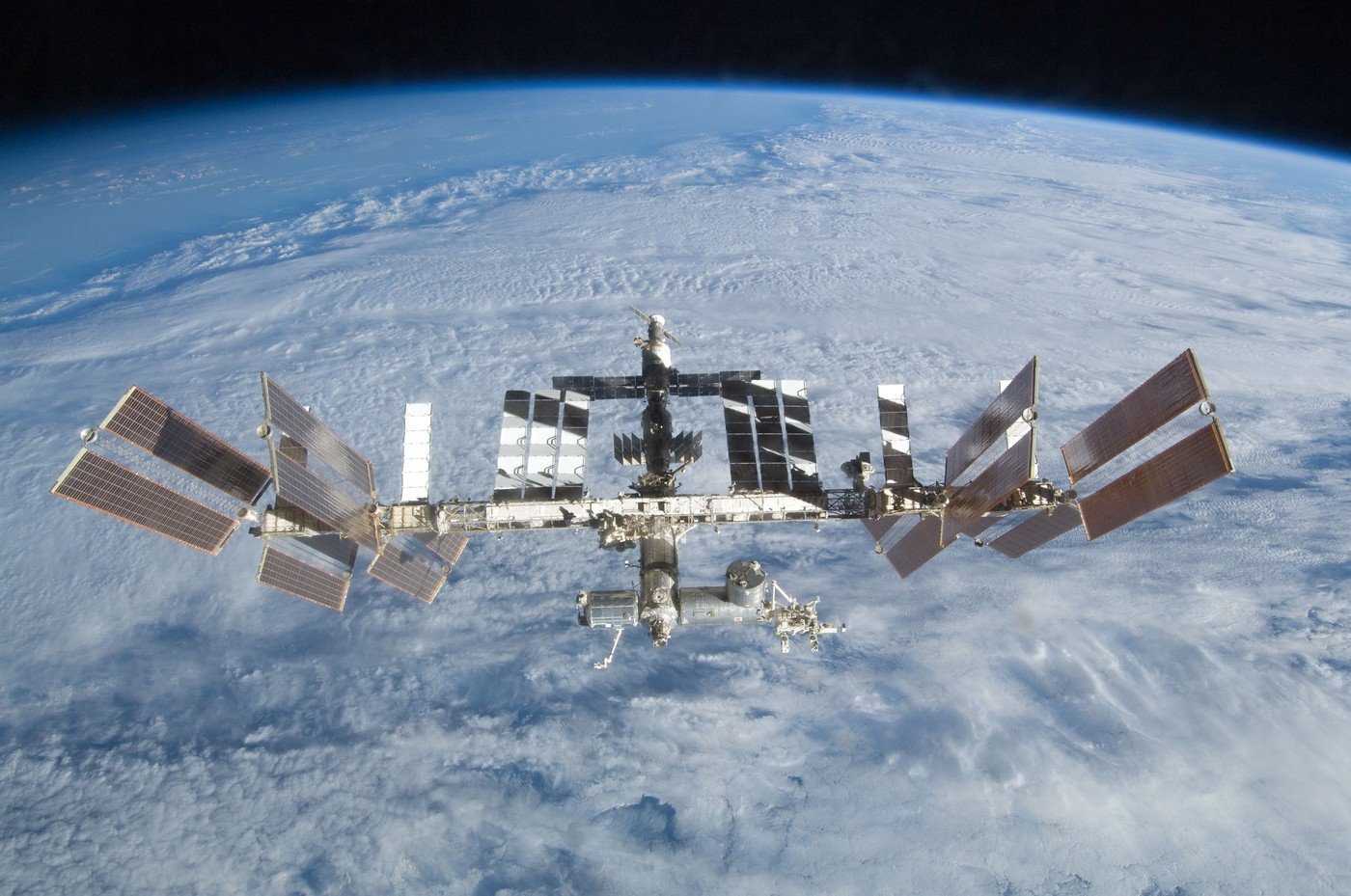 NASA issued a statement: The International Space Station will collide and crash into this sea in 2031