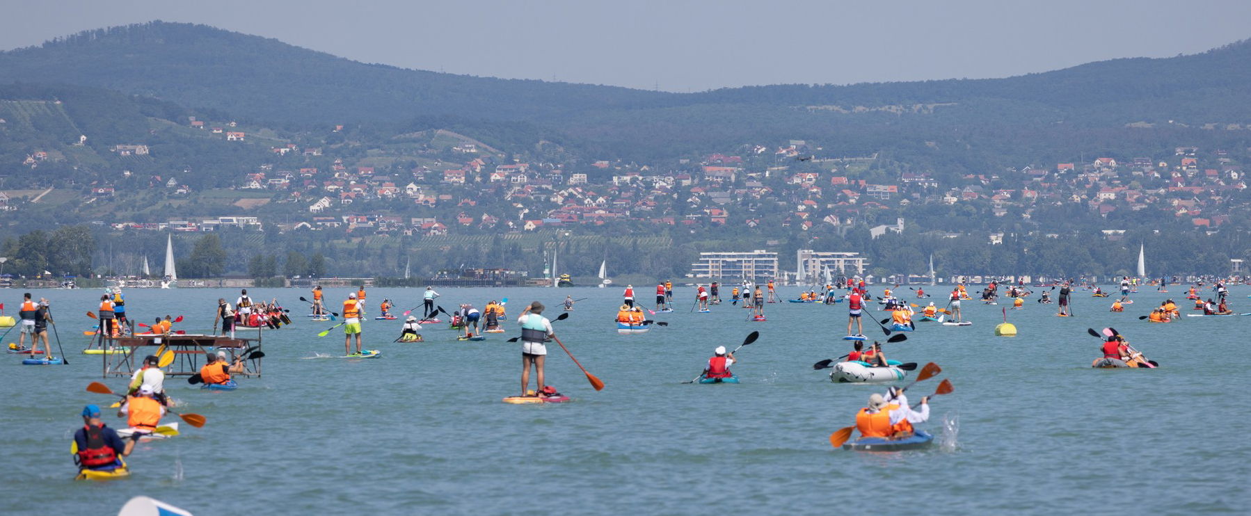 Emberre is veszélyes baktériumot találtak a Balatonban, kiderült, ezért nem lehet fürdőzni Tihanynál