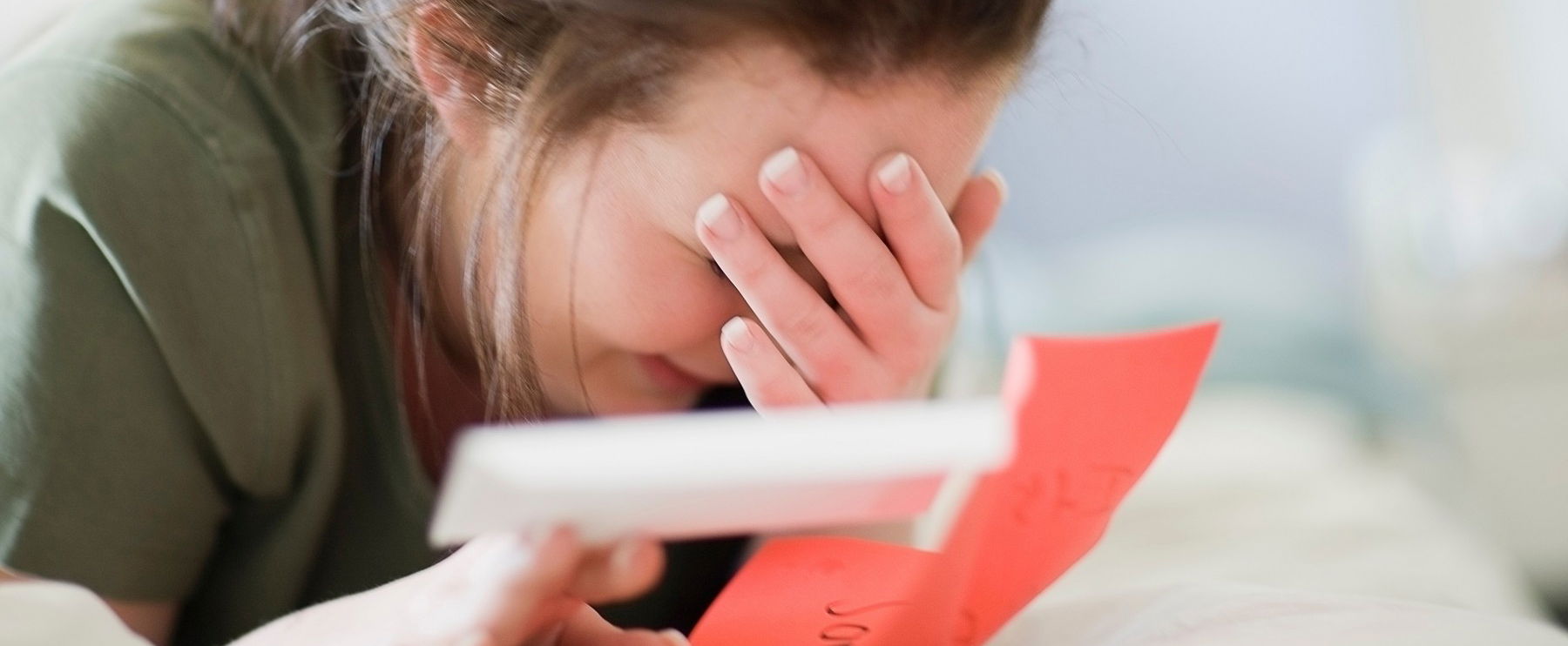 Családi ebéden járattam le a nővéremet, évek óta nem tudjuk mi van vele: még aznap kiderült, hogy nem volt igazam, de azóta sem merem bevallani mekkorát hibáztam