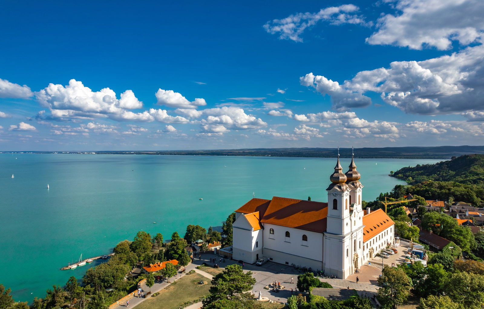 Terjed a hazugság a Balatonról, a turistákat is ezzel hülyítik, de ...