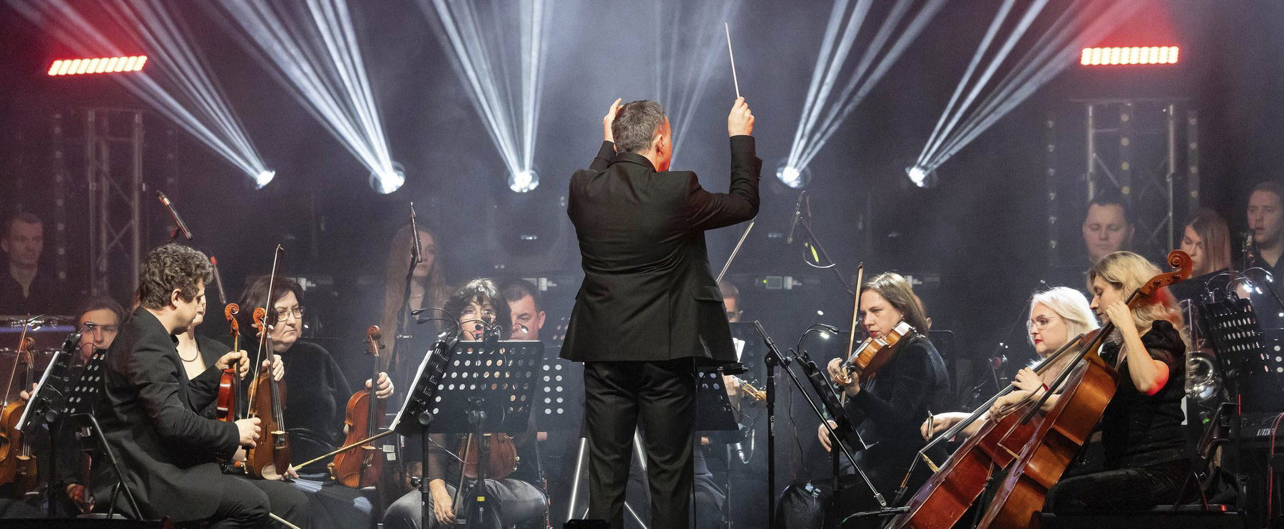 Óriási botrány a budapesti Gyűrűk Ura-koncert után, átverve érzik magukat a nézők