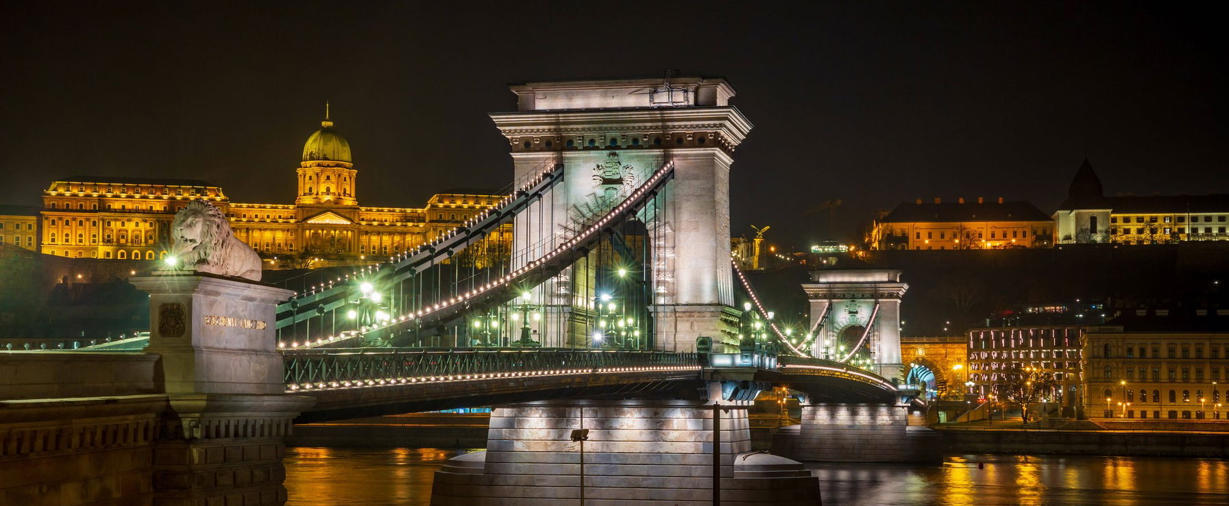 Ez most Budapest egyik legdrágább eladó lakása, festményszerű a kilátás