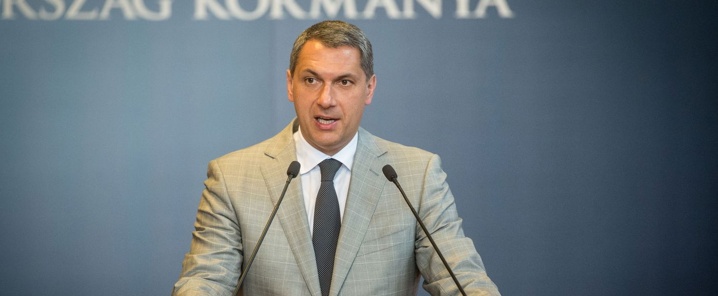 Előkerült Lázár János érettségi tablófotója, nem fogsz hinni a szemednek