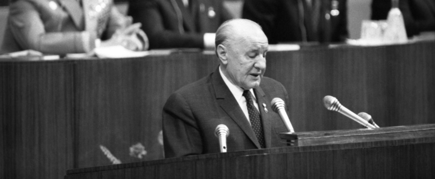 Kádár János a halála előtt pokoli dolgot tett a kórházban, az orvosok is megdöbbentek