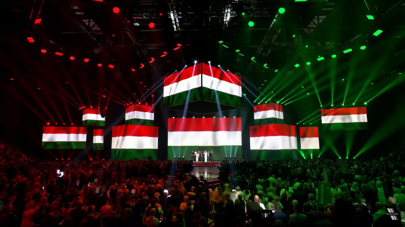 Az egyik fideszes politikus nagy hibát követett el a beszédében a Harcosok Klubjában