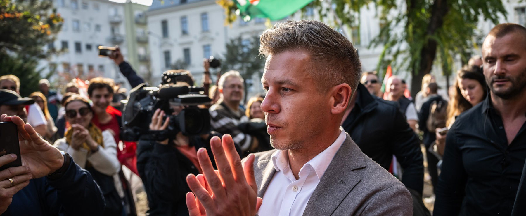 Ez volt Magyar Péter első állása, elképesztő helyen dolgozott