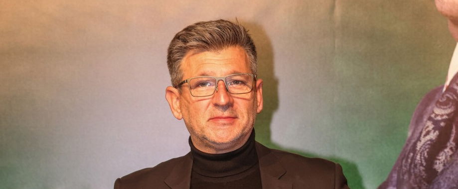 Megrázó háttértörténet Kárász Róbert esküvője mögött, tragikusak a részletek