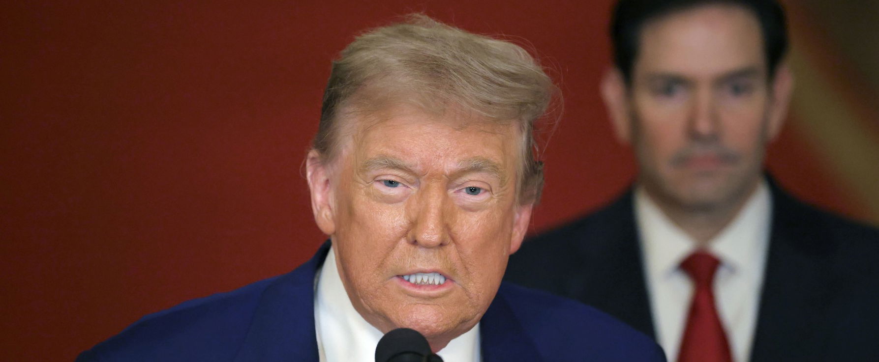 Az észak-koreai híradó leplezte le Trump legnagyobb titkát, Magyarországon azonnal letiltanák ezt a felvételt?