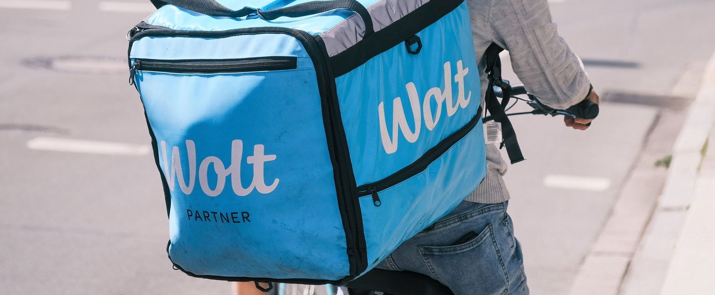 Bajban lehet a Foodora és a Wolt, fellázadt a nép