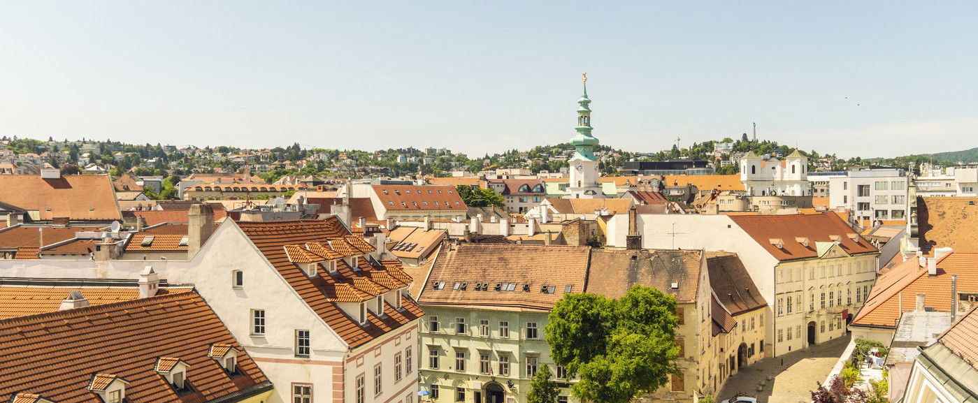 Gigantikus baki Szlovákiában, úgy elírtak egy magyar táblát, hogy füstöl a hibától
