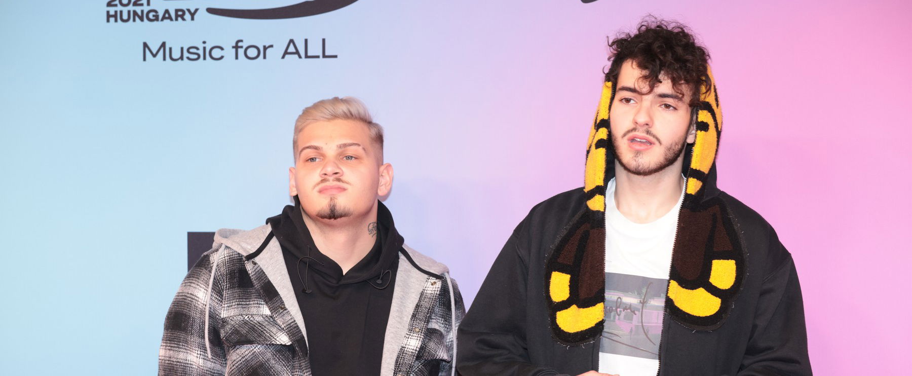 Azahriah váratlanul csapott le Majkára és Dopemanre, lebuktatta a két énekest