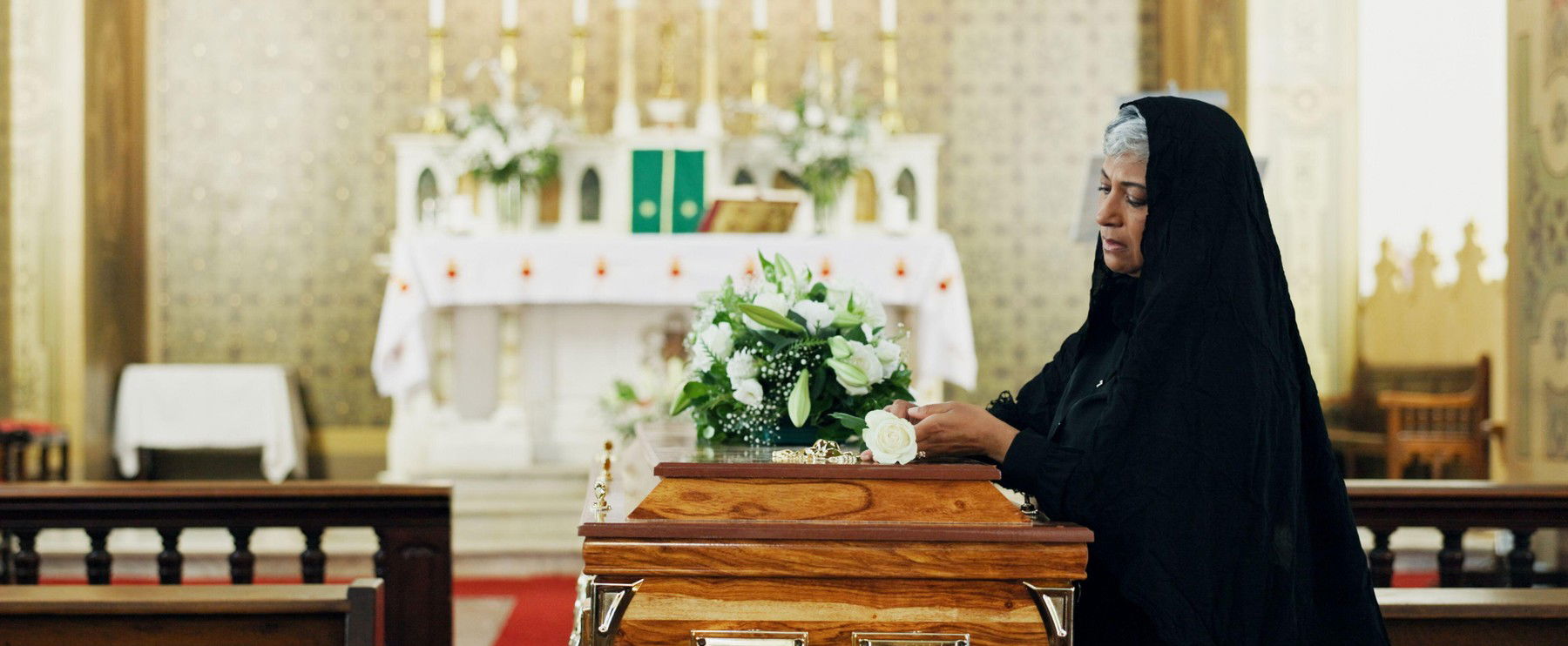 A társkeresés friss özvegyként nem bűn, de fogadd meg a szakember legfontosabb tanácsát