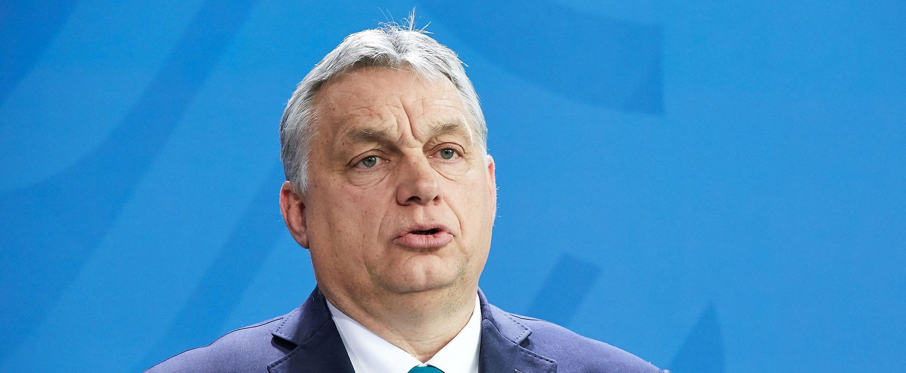 Félmillió forintos büntetés jár Orbán Viktor utánzásáért, durva videó terjed