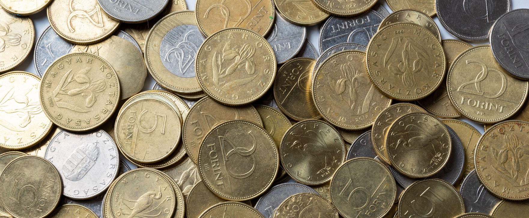 Lebegő 50 forintos került ki a verdéből, nagyot kaszálhatsz, ha rátalálsz a pénztárcádban