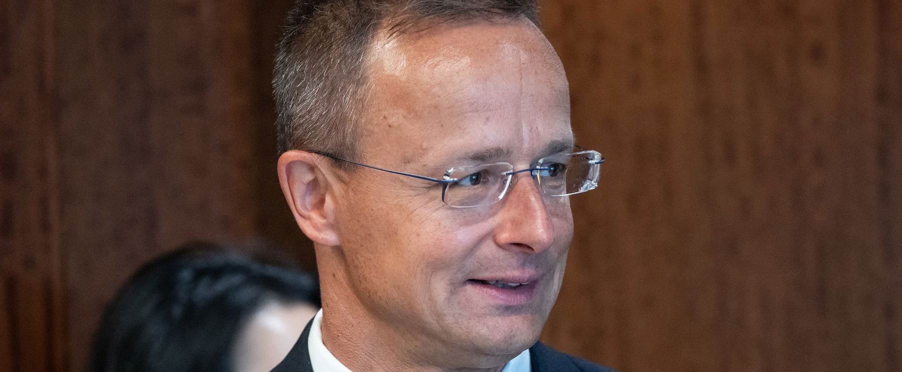 Igazi gyomrost vittek be Szíjjártónak, kőkeményen lejáratták a külügyminiszterünket