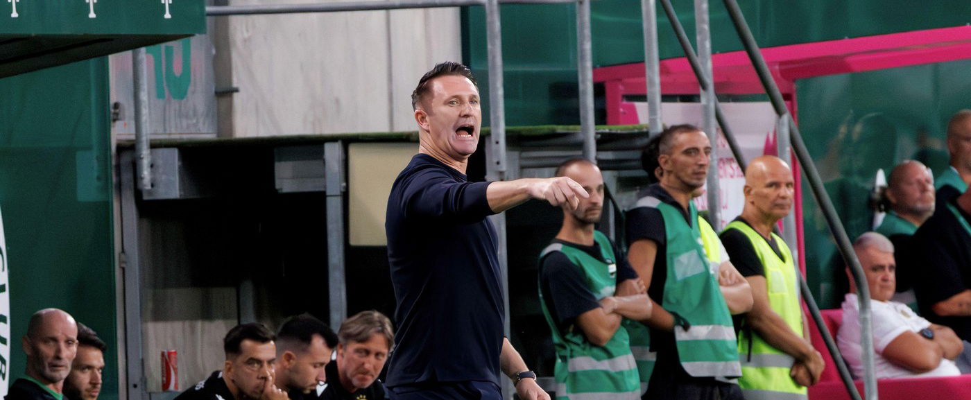 „Már magyarázkodik” – A Fradi szurkolók durván nekiugrottak Keane-nek a botrányos szavai után