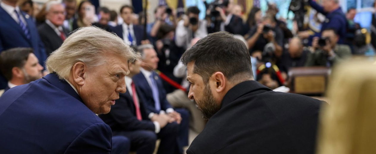 Trump megmutatta Zelenszkijnek a Fehér Ház titkos szobáját és az ukrán elnök rögtön megbánta, hogy betette oda a lábát
