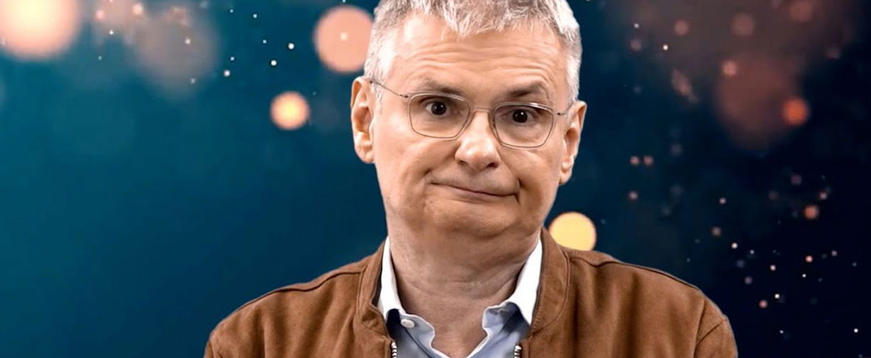 Előkerült Jáksó László lehengerlő érettségi tablófotója, 18 évesen elképesztő ahogy kinézett a későbbi műsorvezető
