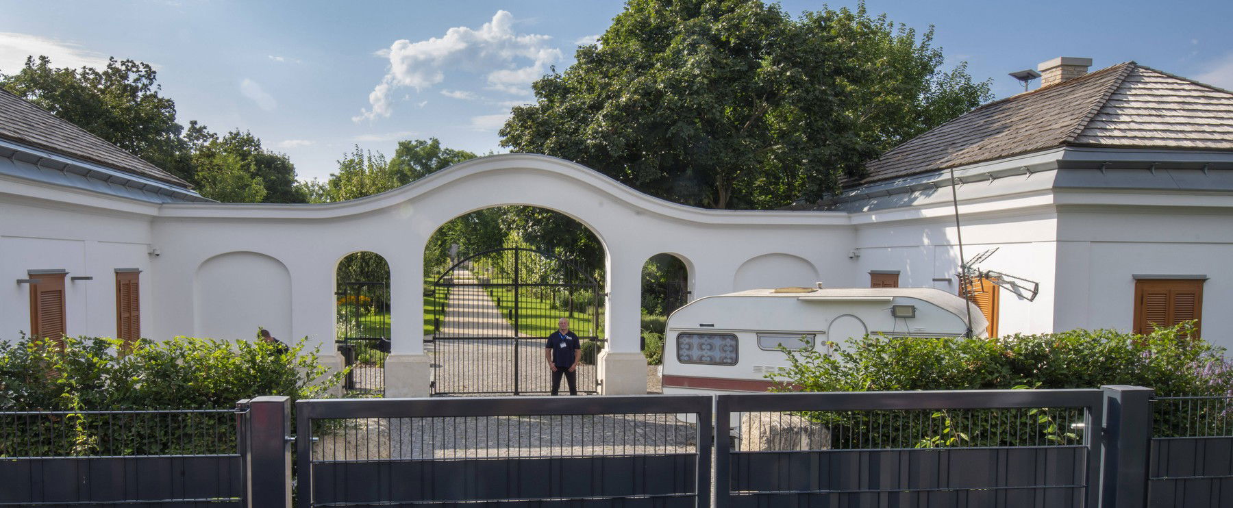 Megszólalt a sztárelemző a hatvanpusztai zebrákról, ez a teljes igazság