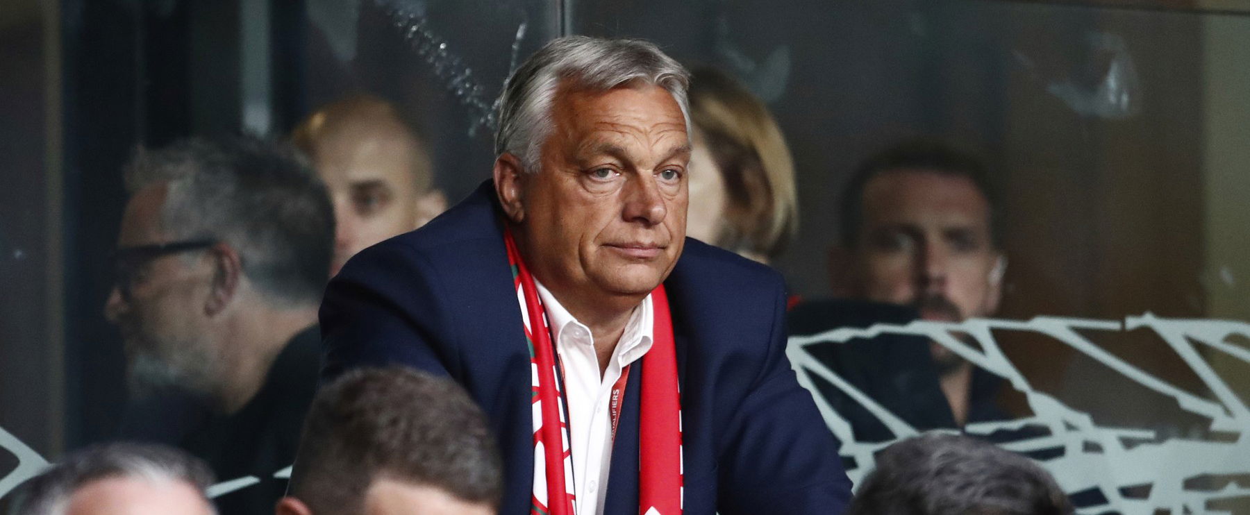 Egyértelművé vált, kinek üzent Orbán Viktor Kötcsén, testbeszéd-szakértő elemezte ki a beszédét