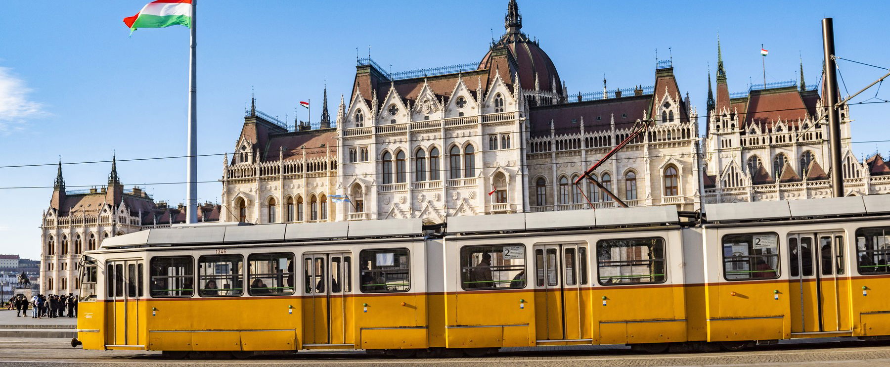 Rendkívüli jármű vágtatott végig Budapesten a villamos síneken, aki látta, meghökkent