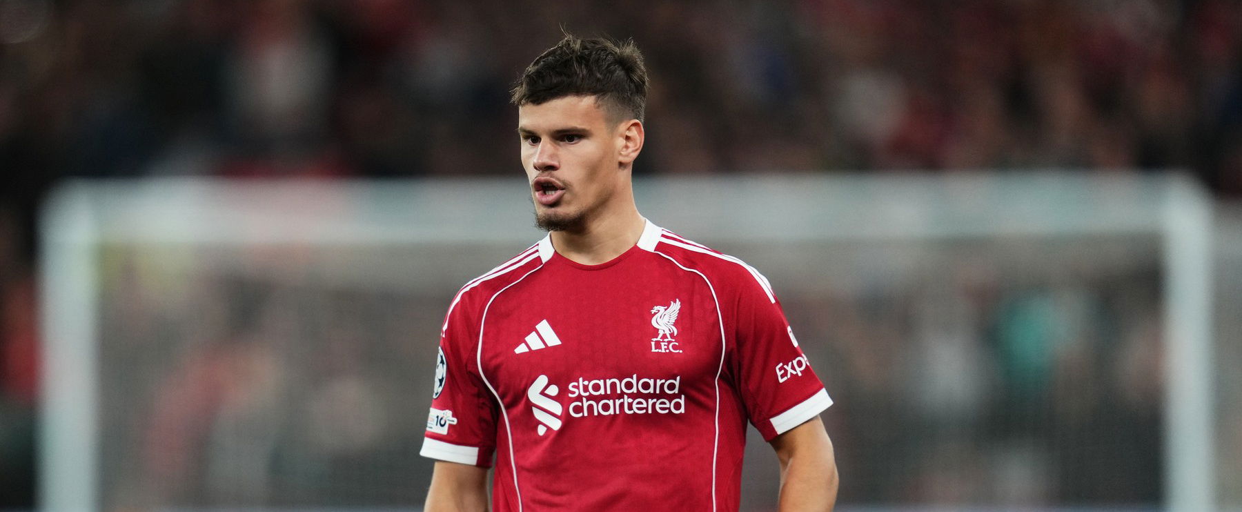 Kerkez 200 milliós csodaautóval bukott le, mindenki döbbenten állt az út szélén Liverpoolban