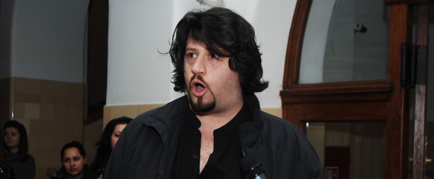 Puzsér Róbert brutális módon beleállt a riporterbe, erre a kifakadásra nem számított senki, rendkívüli felvétel került elő