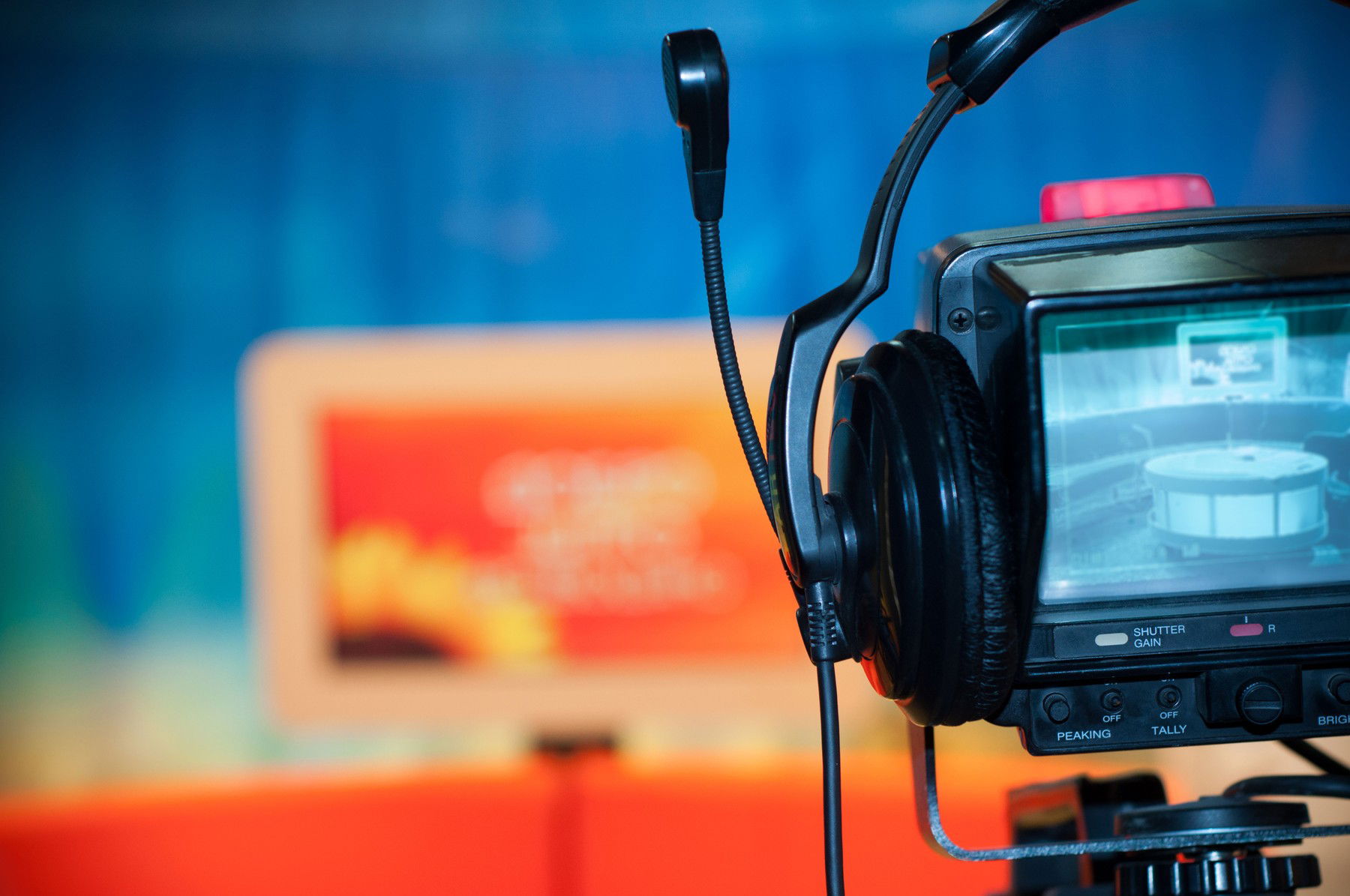 Botrányosat bakizott a közmédia, a háttérben olyan dolog jelent meg, amelynek nem szabadott volna