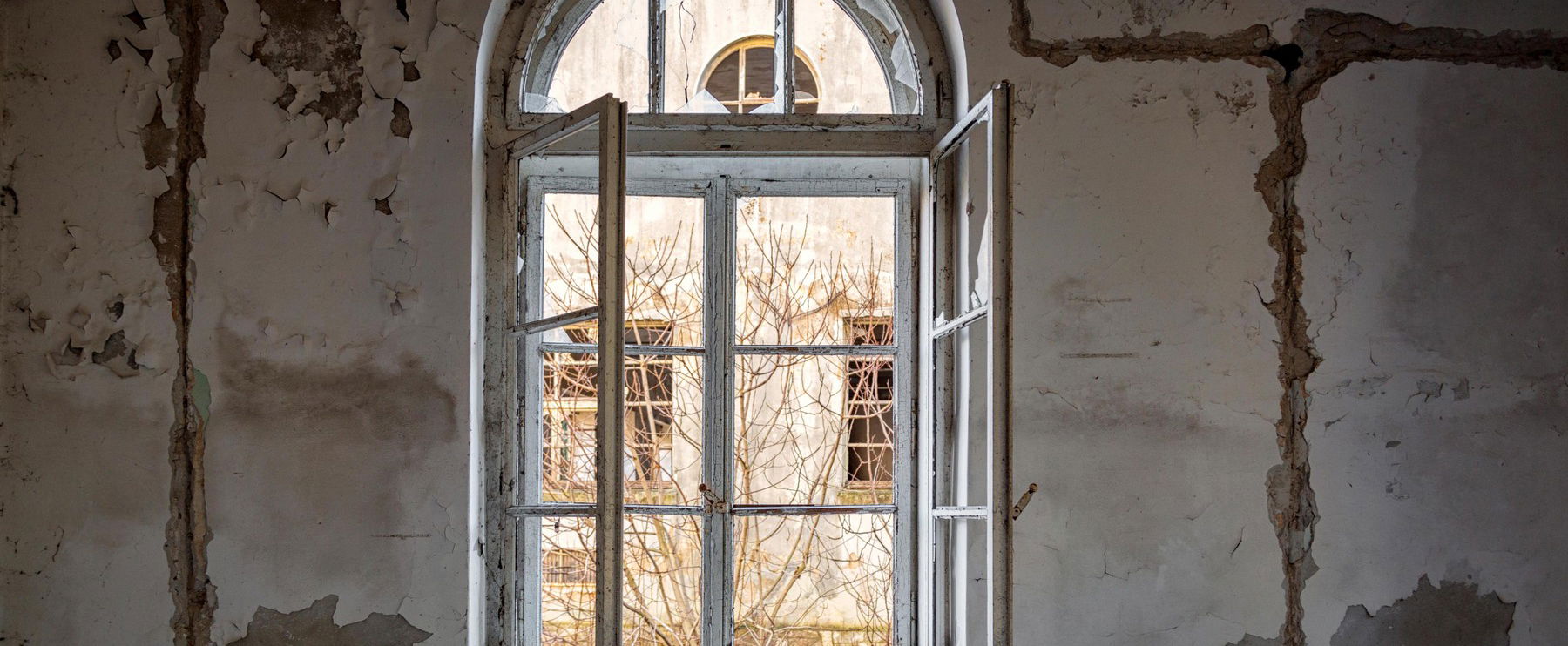 Vérfagyasztó szellemkastélyba jutottak be a Duna partján, amit bent találtak az felfoghatatlan