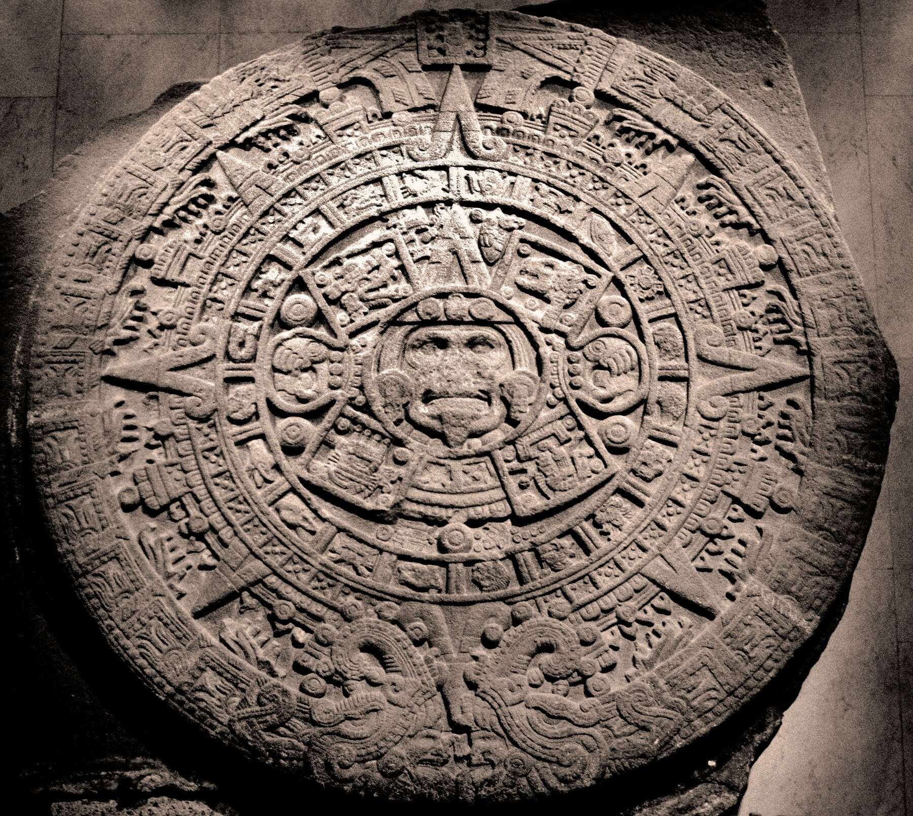 Világszenzáció, megfejtették az azték világvége követ, erre az időpontra nem volt felkészülve senki