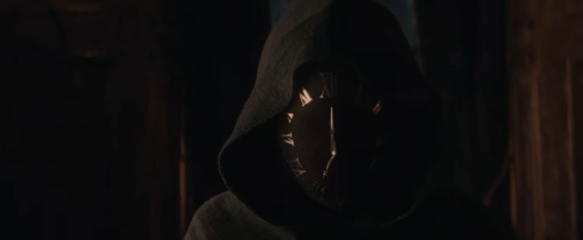 A krimi rajongók strigulákat húznak a falakon, detonátorként robbant a magyar feliratos előzetes