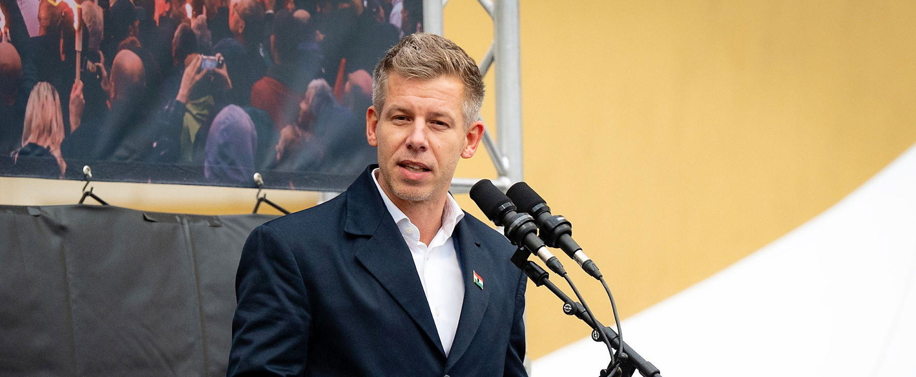 Magyar Péter is megszólalt a róla készült műalkotásról, de ami ezután jött, az megrázta a népet