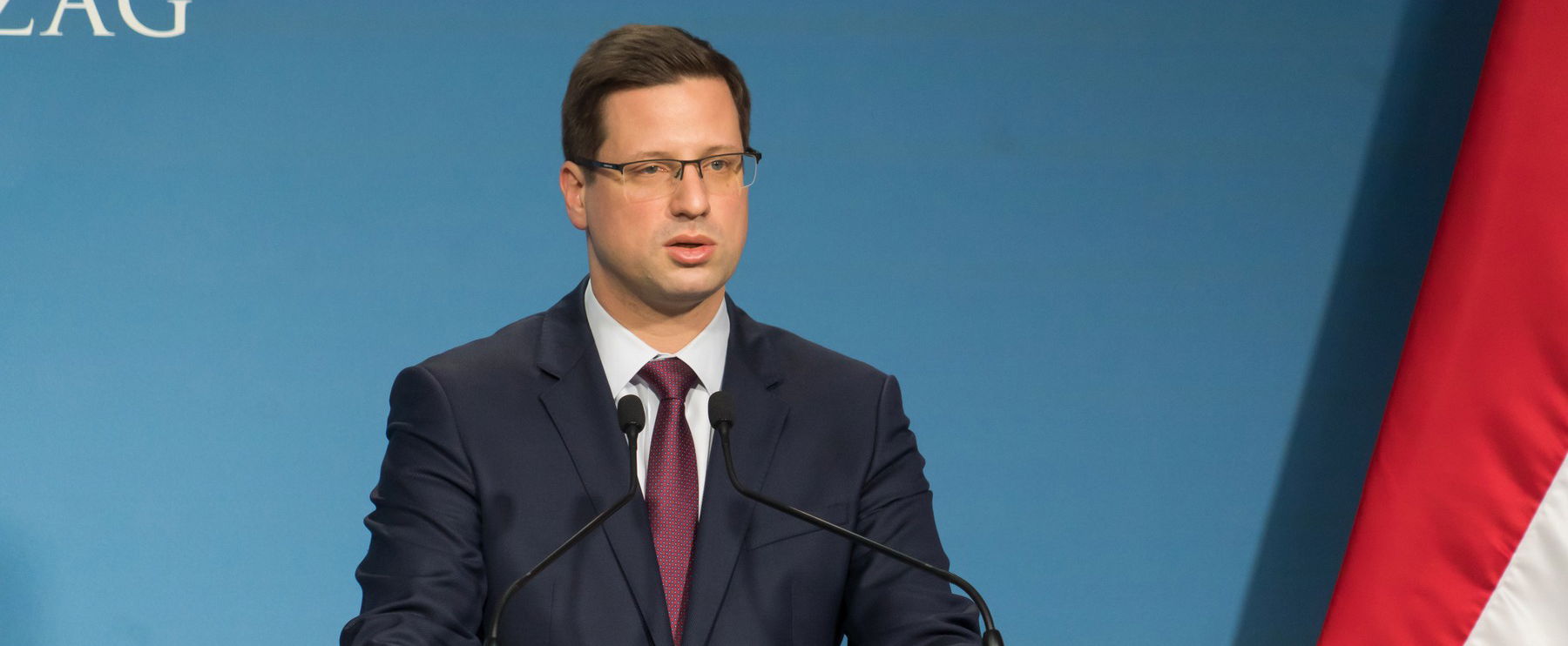 Gulyás Gergely hirtelen megakasztotta a Kormányinfó élő adását, az év legkeményebb szópárbaja bontakozott ki