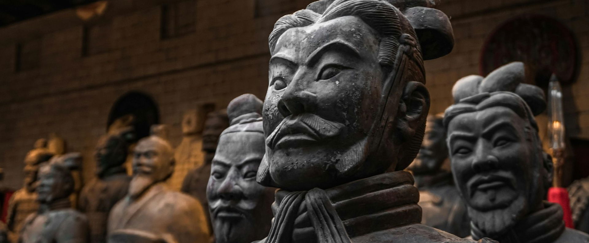 Kiszivárgott a brutális titok a kínai agyaghadseregről, senkinek nem merték eddig elmondani az igazságot, Budapesten derül fény mindenre